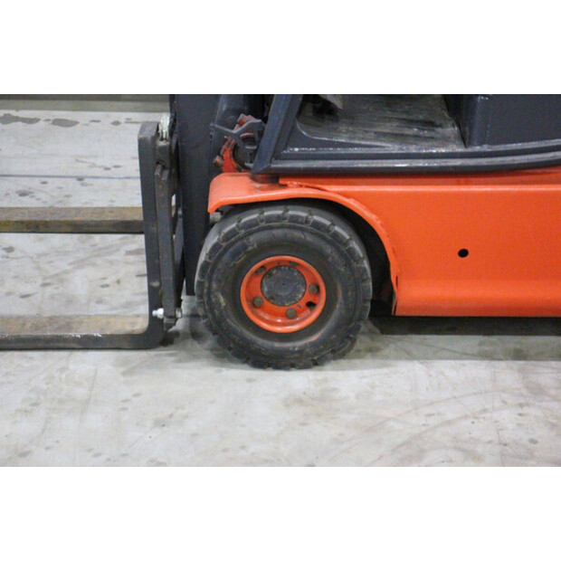 2000 Linde E16C-02-42399204