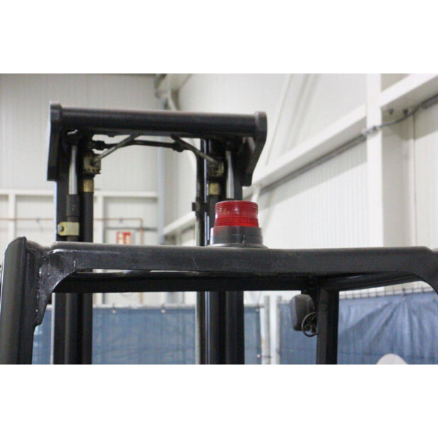 2000 Linde E16C-02-42399206