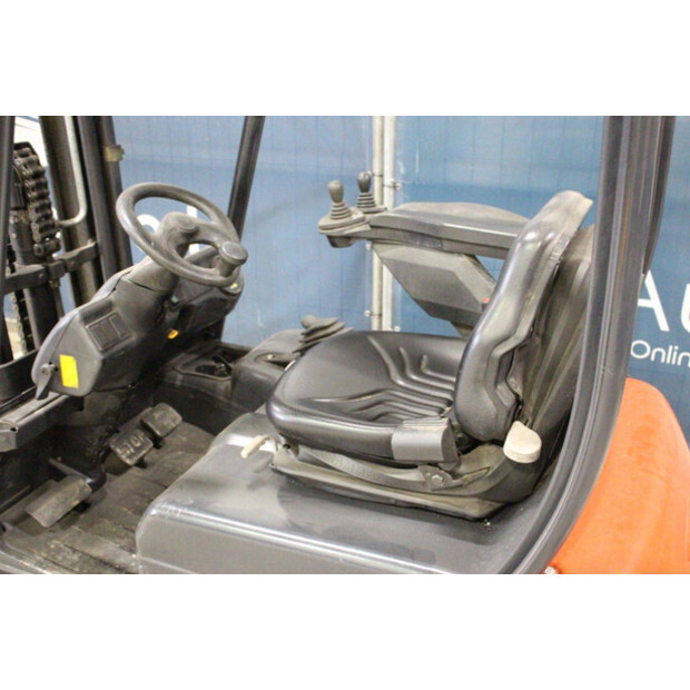 2000 Linde E16C-02-42399209