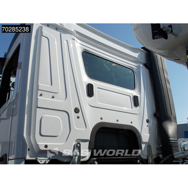2022 Mercedes-Benz Arocs 4145-42399837
