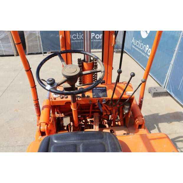 ميتسوبيشي FD25-42400284