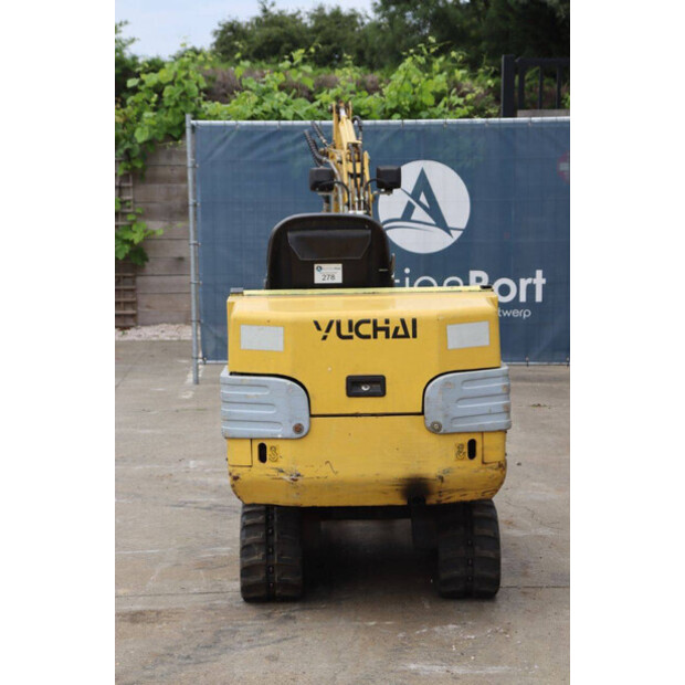 2018 Yuchaï D8T-42402217