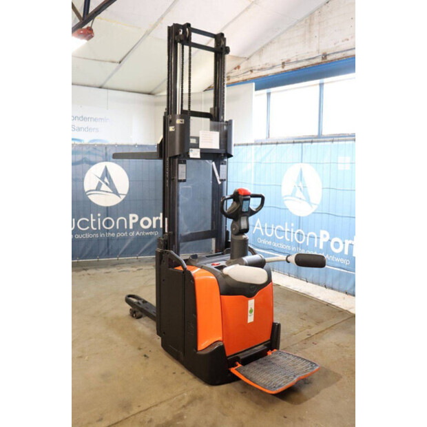2017 تويوتا SPE120L-42402900