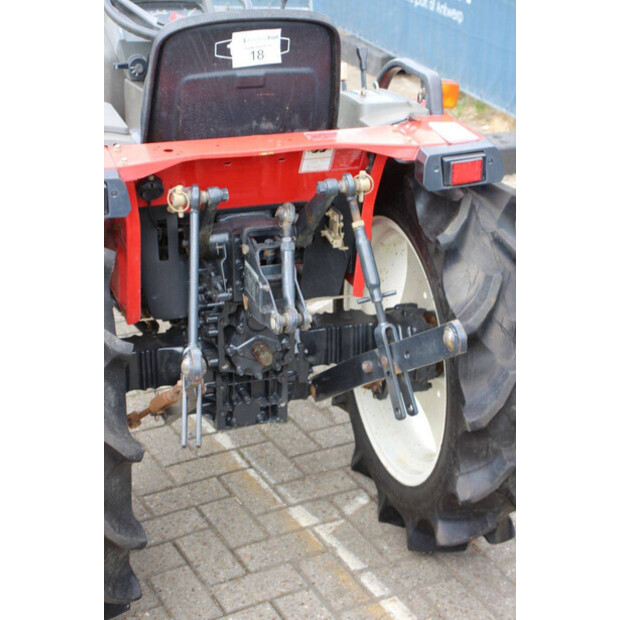 YANMAR F-200-42403418