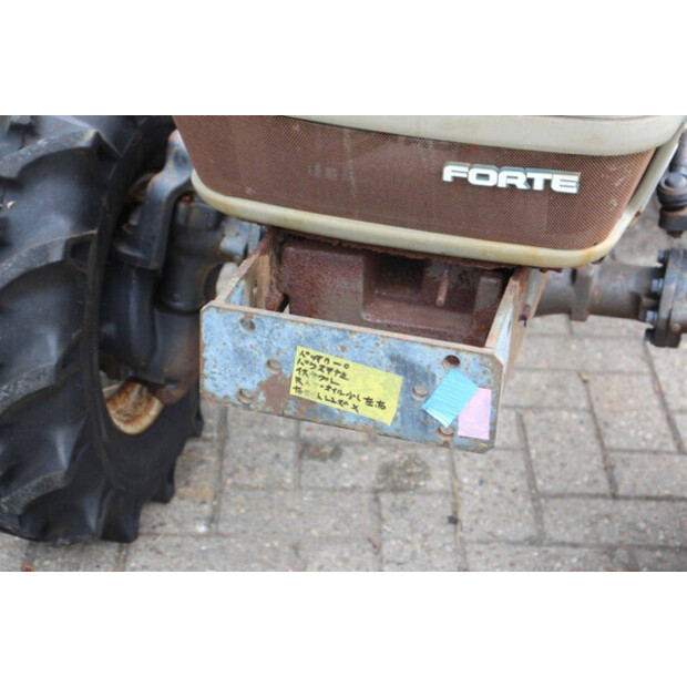 YANMAR F-180-42403445