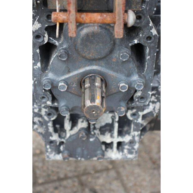 YANMAR F-180-42403456