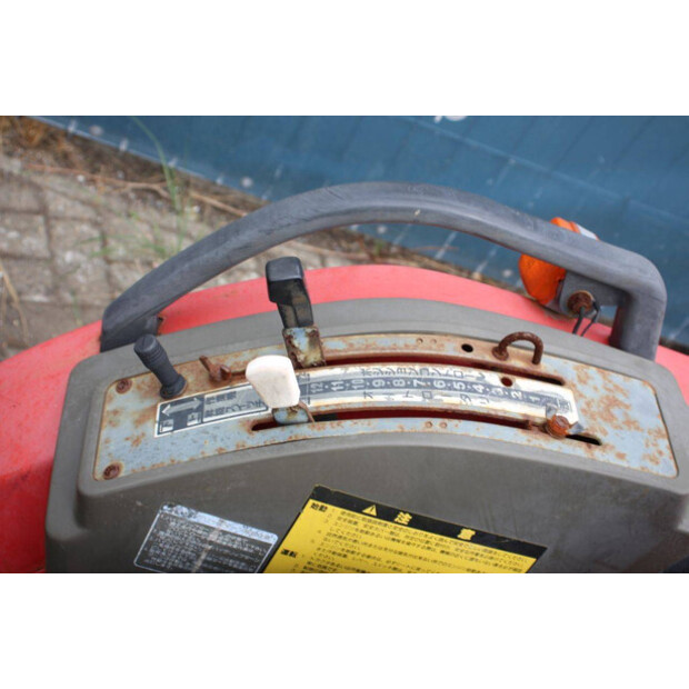 YANMAR F-180-42403463