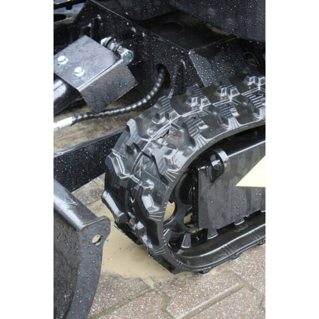 2025 Onbekend K008-42403548