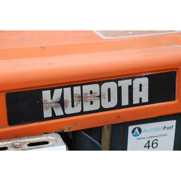 KUBOTA B7000-42403640