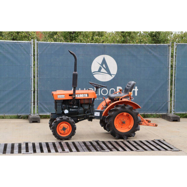 KUBOTA B5000-42403749