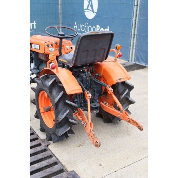KUBOTA B5000-42403765