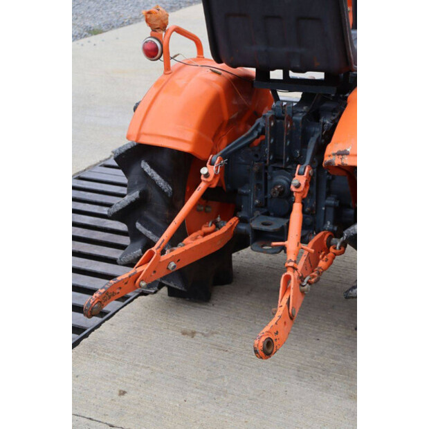 KUBOTA B5000-42403768