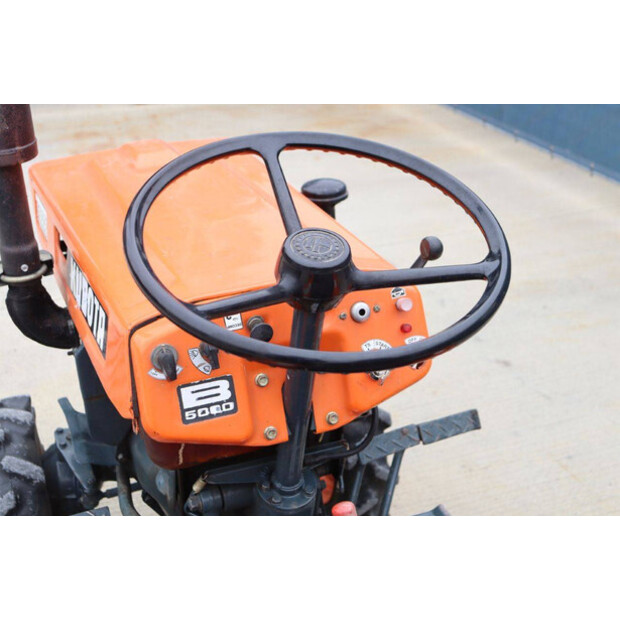 KUBOTA B5000-42403773