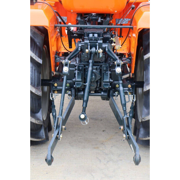 KUBOTA B1502DT-42403877