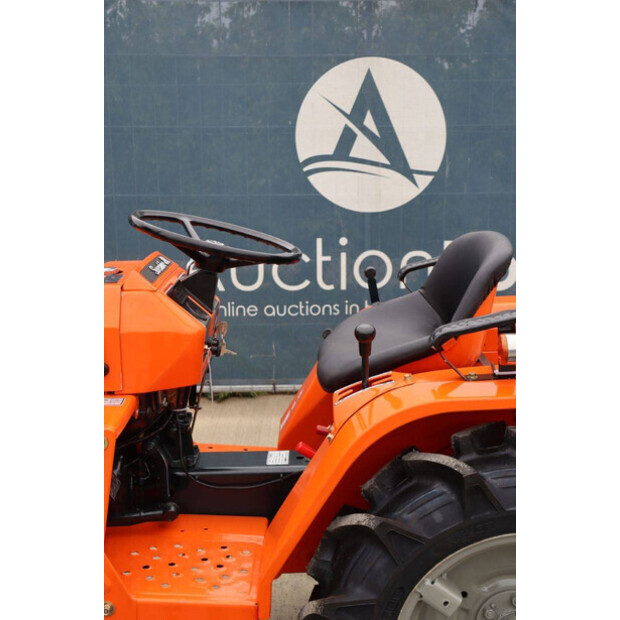 KUBOTA B1502DT-42403882