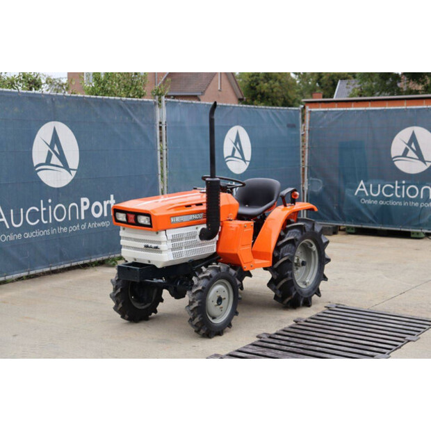 KUBOTA B1400DT-42403907