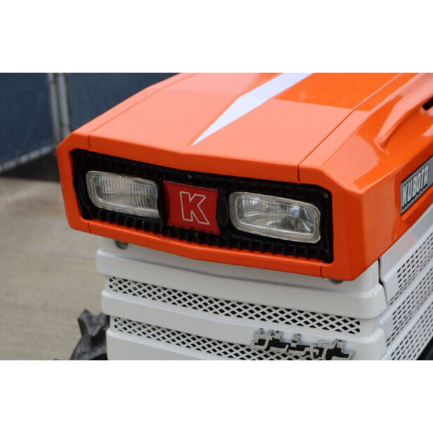 KUBOTA B1400DT-42403909