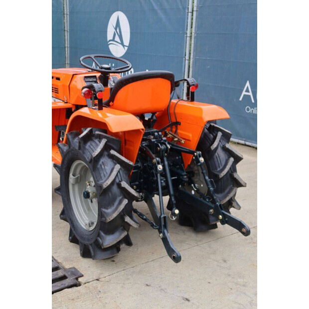 KUBOTA B1400DT-42403914