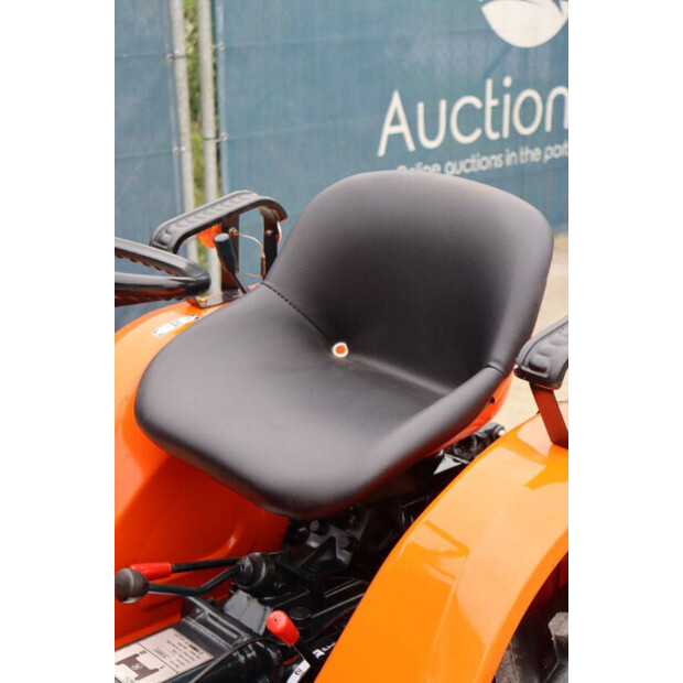 KUBOTA B1400DT-42403921