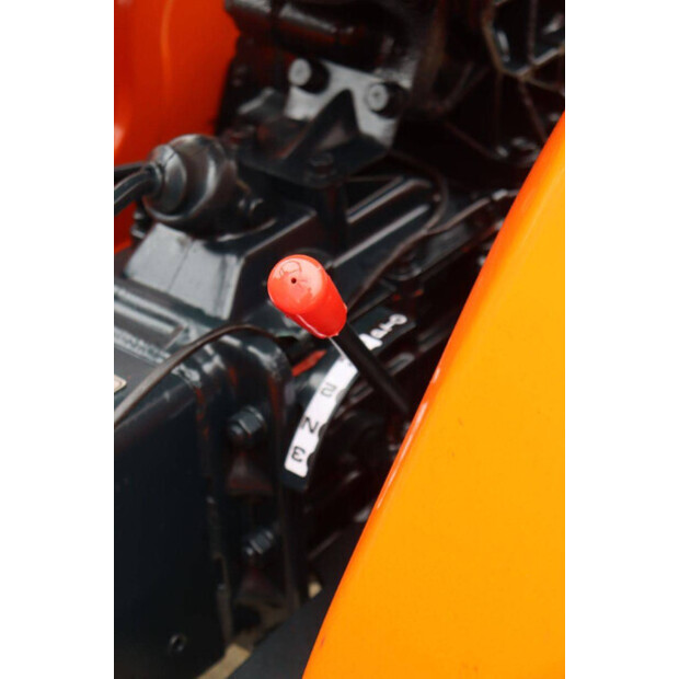 KUBOTA B1400DT-42403929