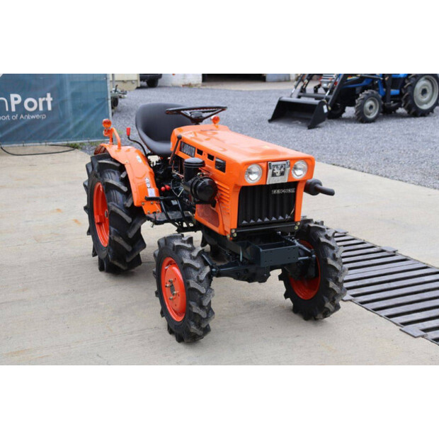 KUBOTA B7001DT-42403948