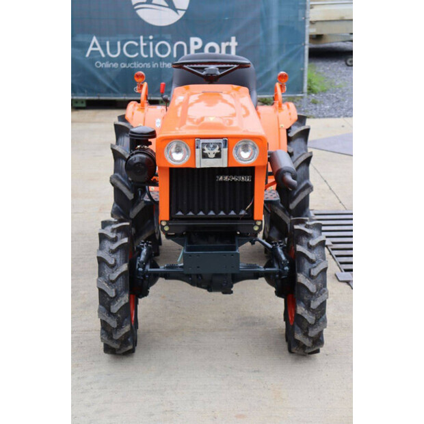 KUBOTA B7001DT-42403949