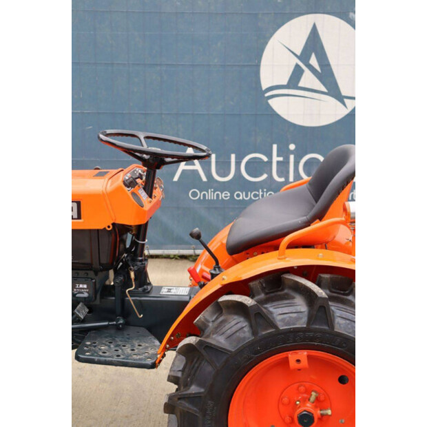 KUBOTA B7001DT-42403966
