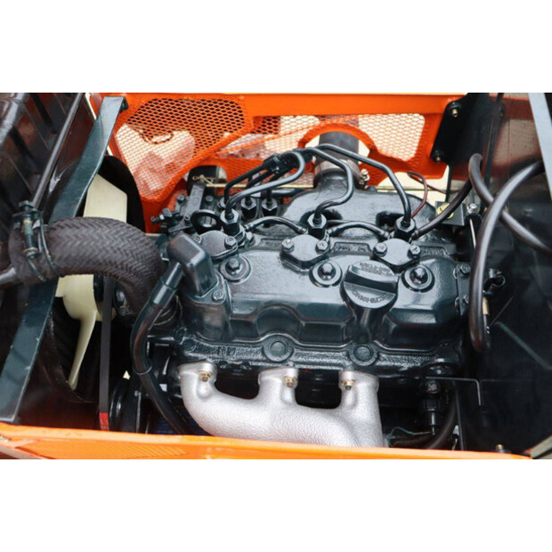KUBOTA B7001DT-42403983