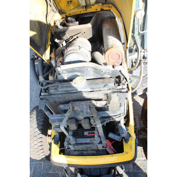 2006 KUBOTA Version STV40-42404187
