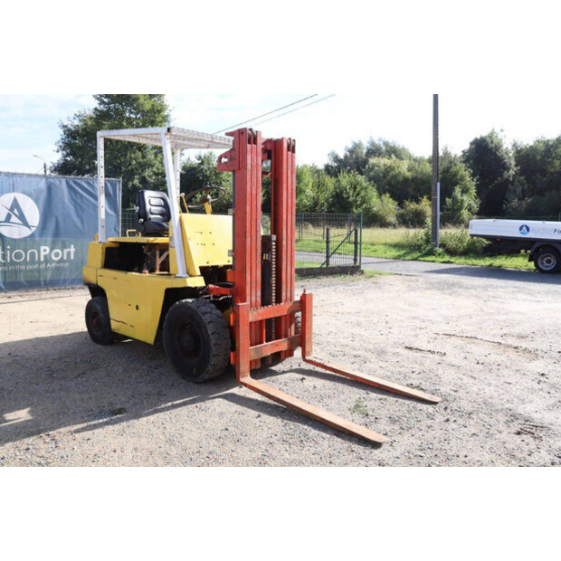 TCM FD20T-42404471