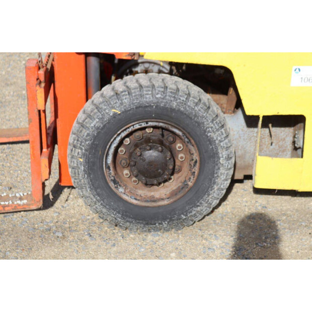 TCM FD20T-42404476