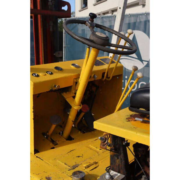 TCM FD20T-42404484