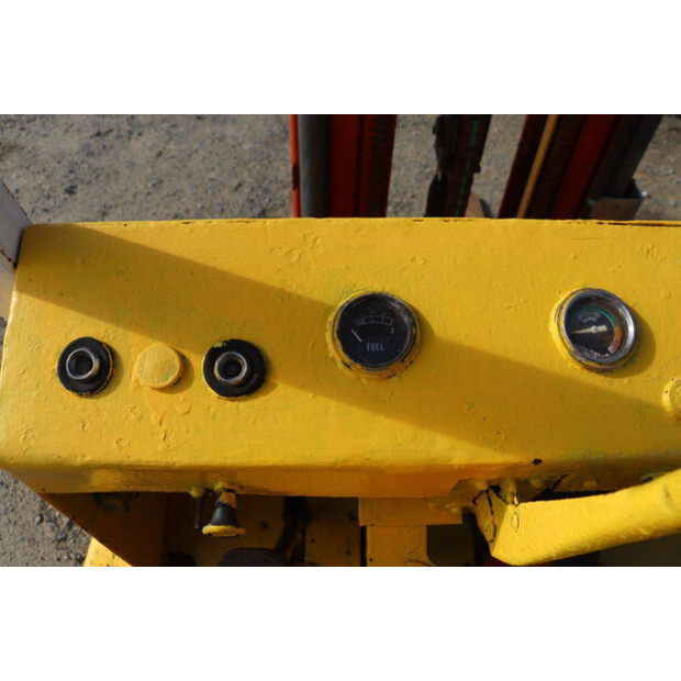 TCM FD20T-42404487