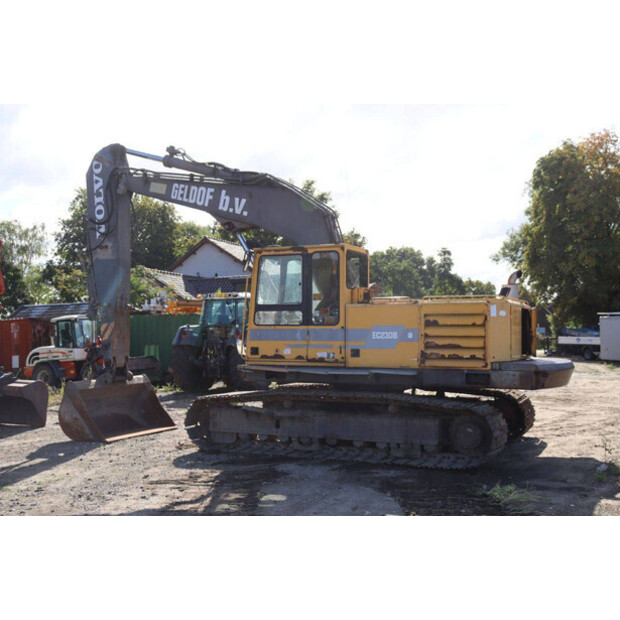 1999 Volvo EC230B-42404885