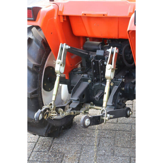 KUBOTA B1-16 Bulltra-42405128