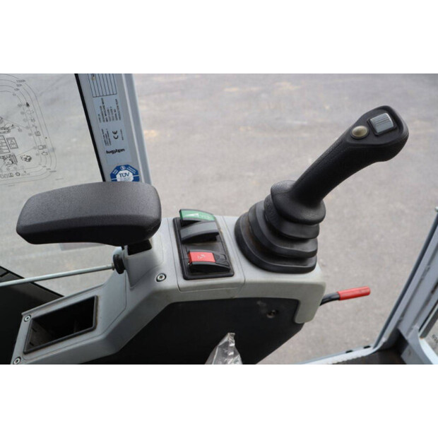 2017 Neuson EZ53-42405800