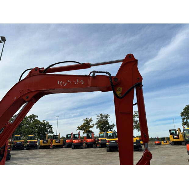 KUBOTA KX185-3-42405836
