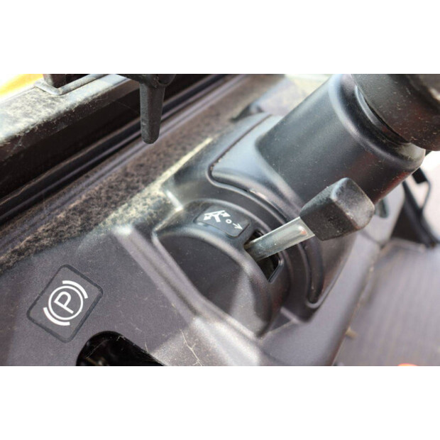 KUBOTA RTV-X1110-42405899