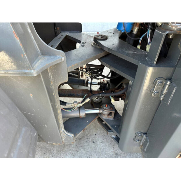 2021 HYLOAD 3050-42406346