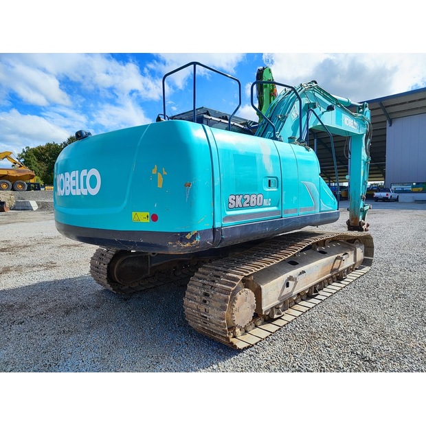 2015 كوبيلكو SK260NLC-9-42416271