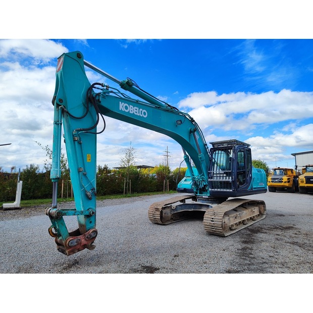 2015 كوبيلكو SK260NLC-9-42416273