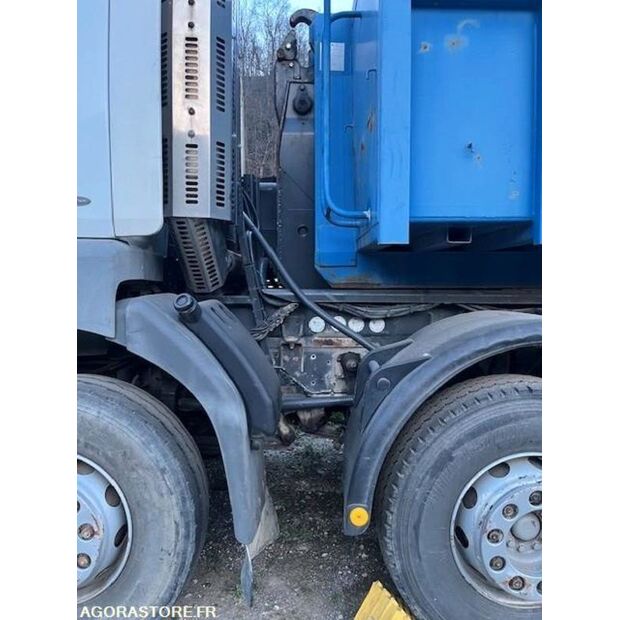 2002 Renault Kerax-42420567
