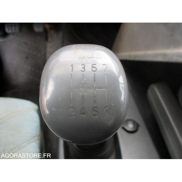 2002 Iveco 150E24-42420653