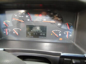 2011-volvo-fh12-460-42421992