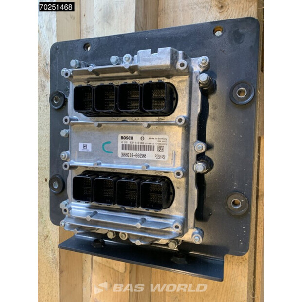 2022 Doosan DL08-MFE00-42422801