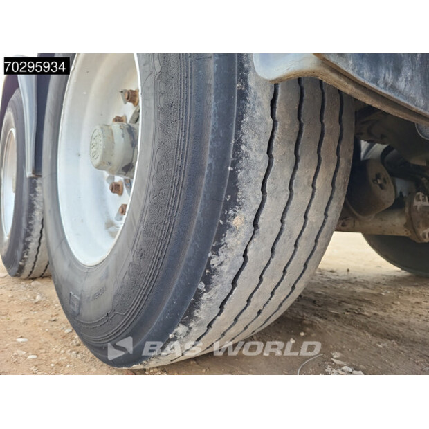 2007 سبيتزر 41ZF-42422848