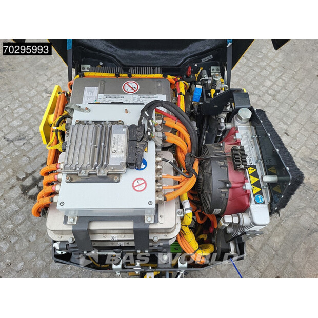 2022 بوماج BW120 ADe-5-42423049