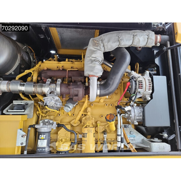2016 Caterpillar M322F-42423080