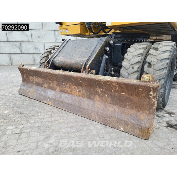 2016 Caterpillar M322F-42423088
