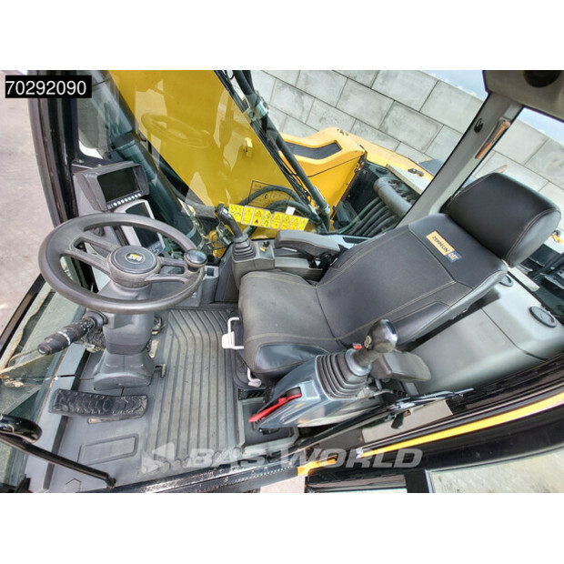 2016 Caterpillar M322F-42423093